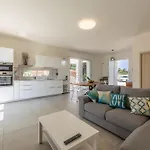 Dama * מרינה די מנקוורסה