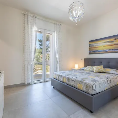 Villa Dama Marina di Mancaversa